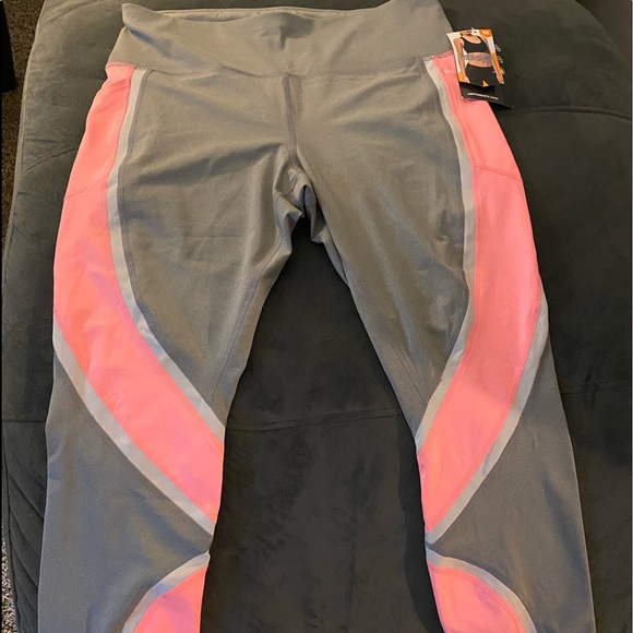 Avia performance capri - Picture 1 of 3